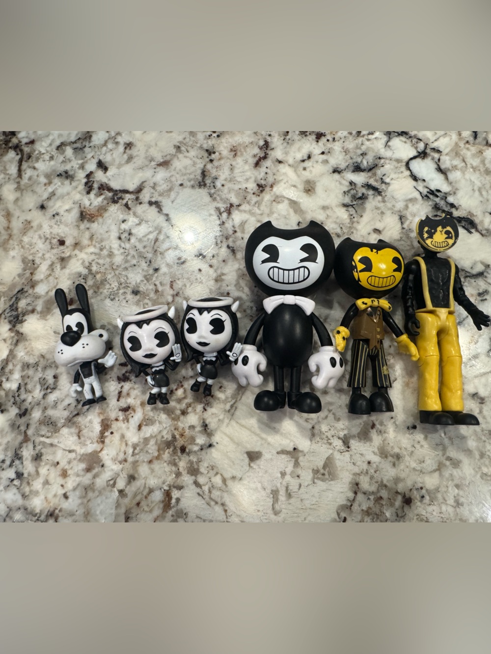 Bendy and the Ink Machine Character Figure Set - Black & Yellow